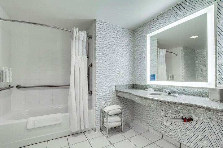 Bathroom shower