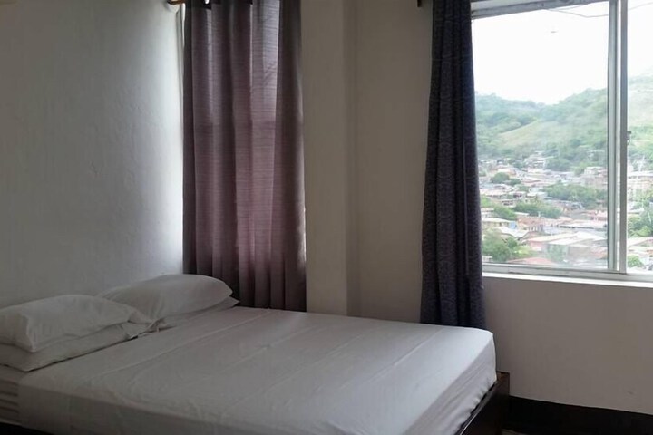 Room 3 of 13