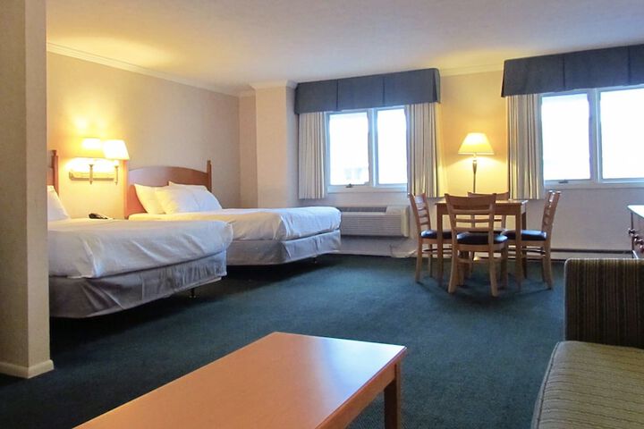 Room 25 of 81