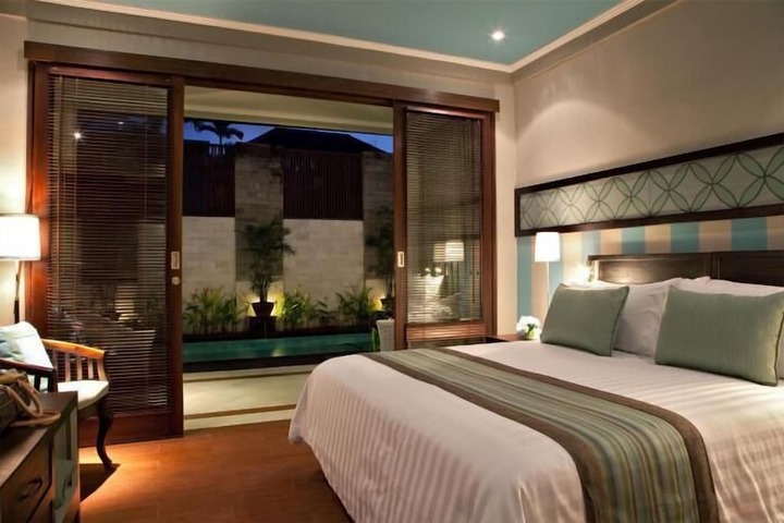 Room 11 of 26