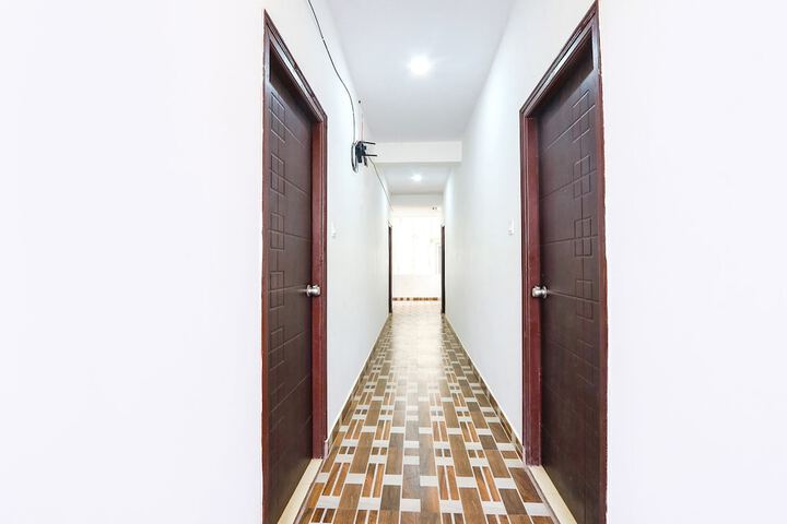 Hotel Interior 4 of 24