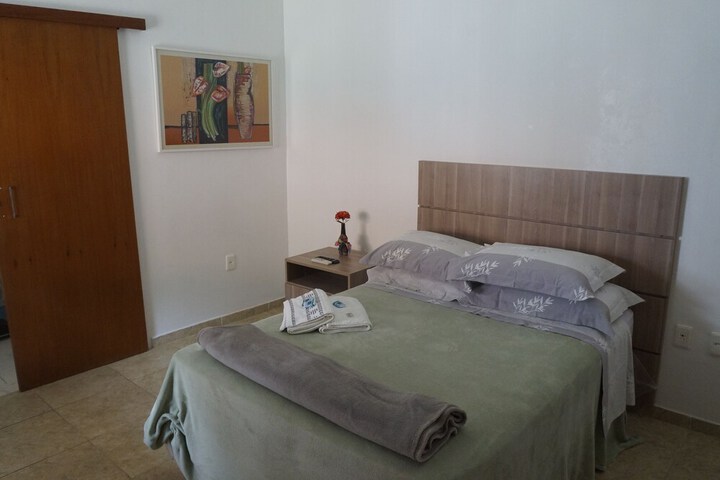 Room 5 of 28