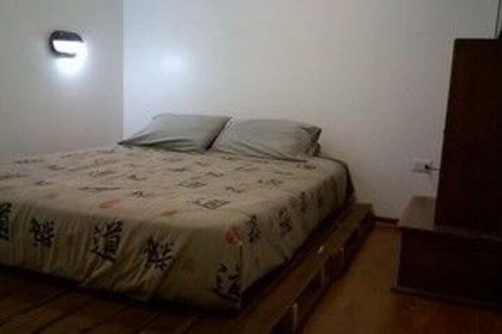 Room 47 of 83