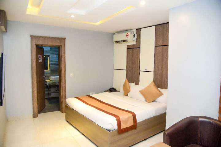 Room 47 of 78