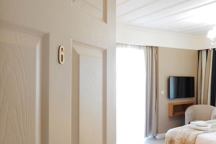 Room 20 of 37