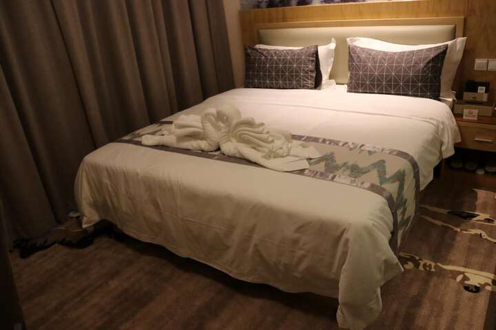 Room 26 of 53