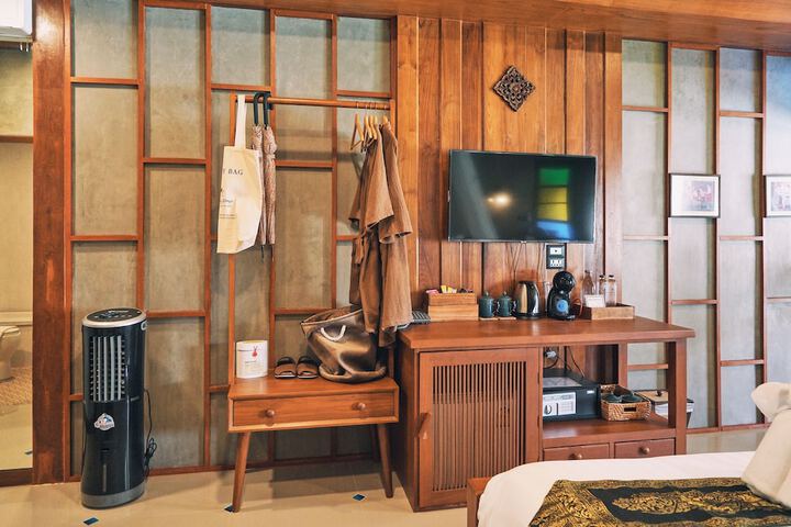 Room 15 of 105