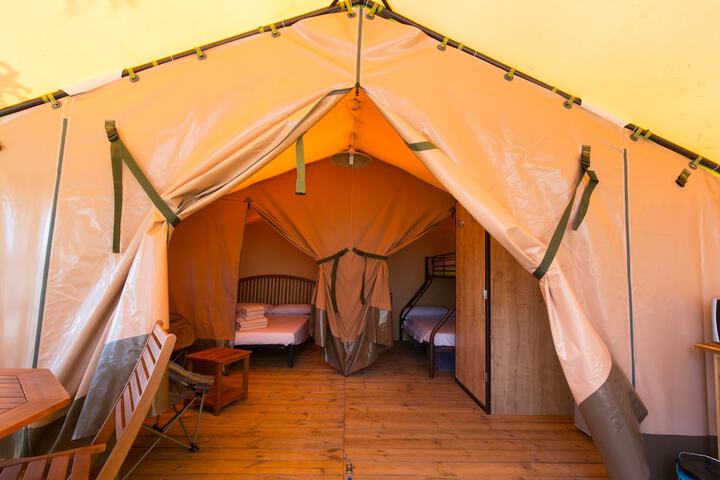Room 10 of 61
