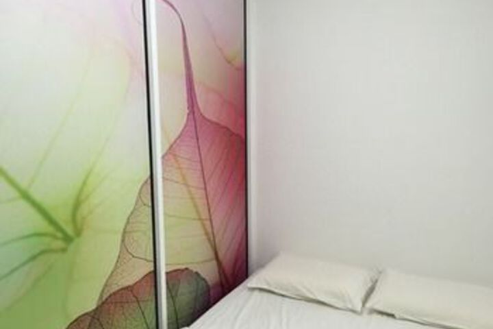 Room 6 of 22