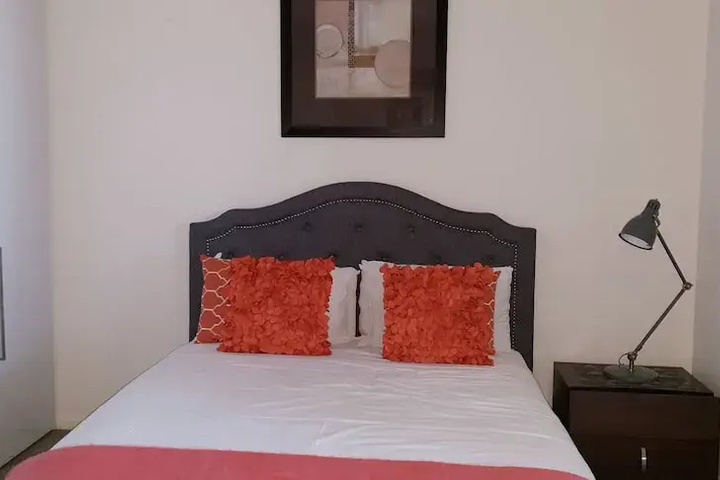 Room 4 of 19