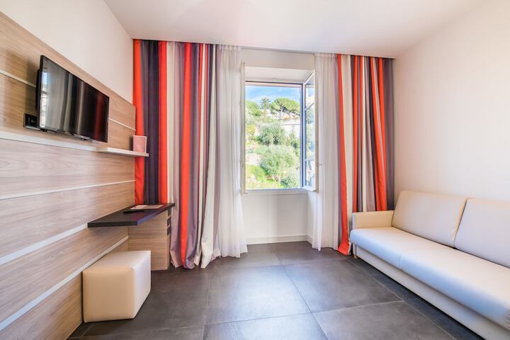 Room 36 of 103