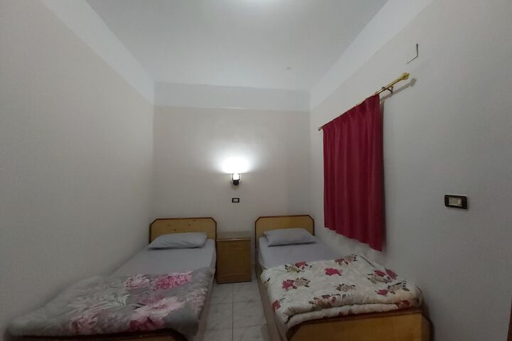 Room 16 of 24
