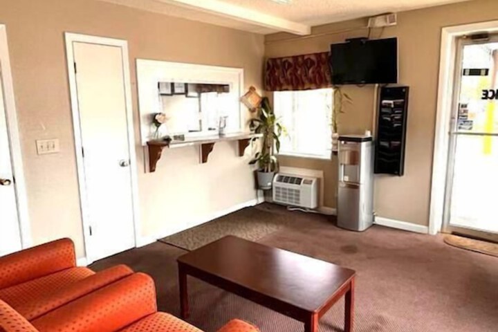 Hotel Interior 3 of 43