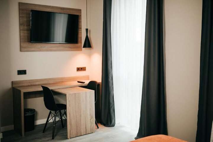 Room 9 of 58