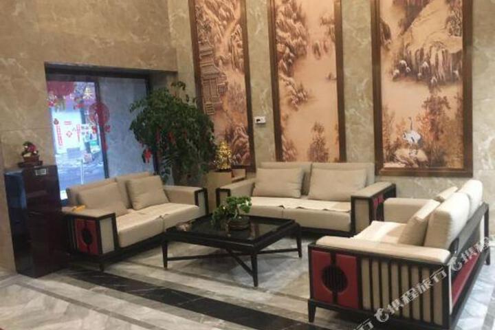 Haoting Business Hotel (Jixi railway station store)