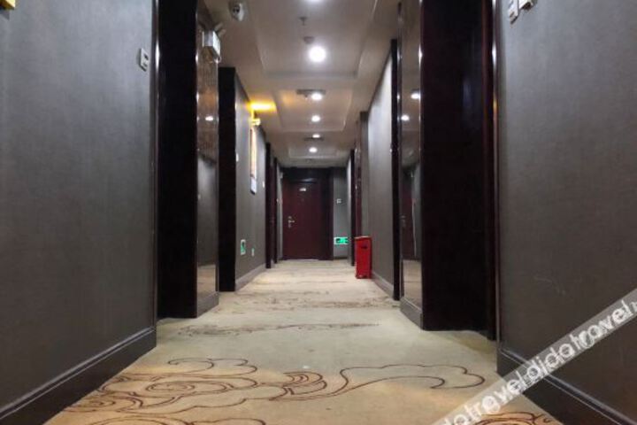 Hotel Interior 10 of 19