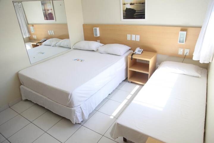 Room 17 of 31