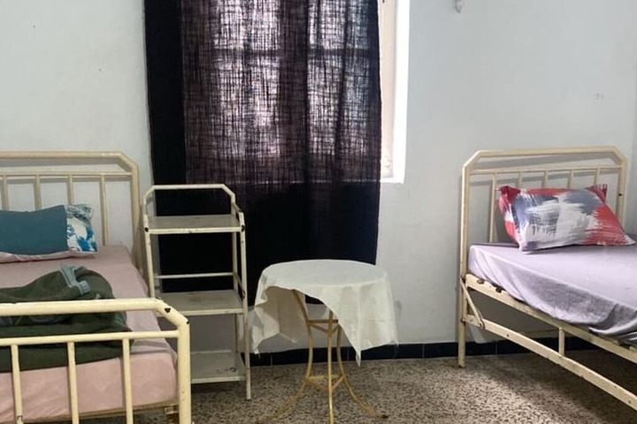 Room 3 of 8