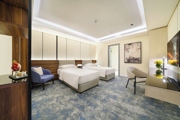 Room 11 of 64