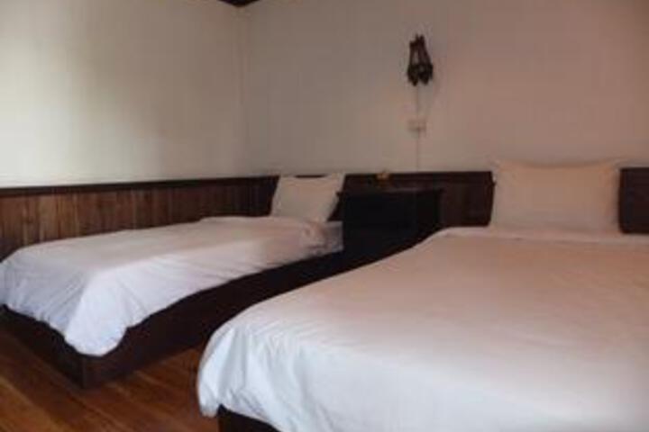 Room 3 of 5