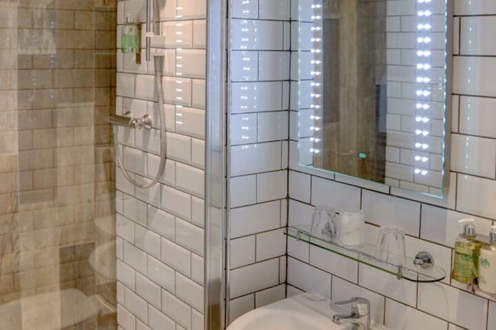 Bath Interior