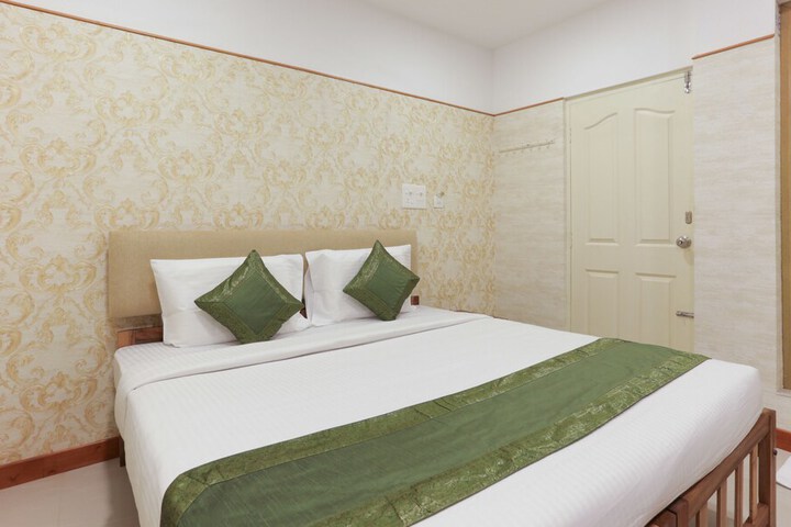 Room 15 of 39