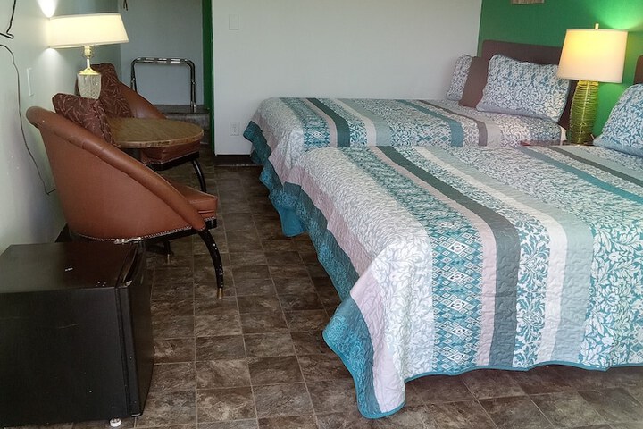 Room 36 of 64