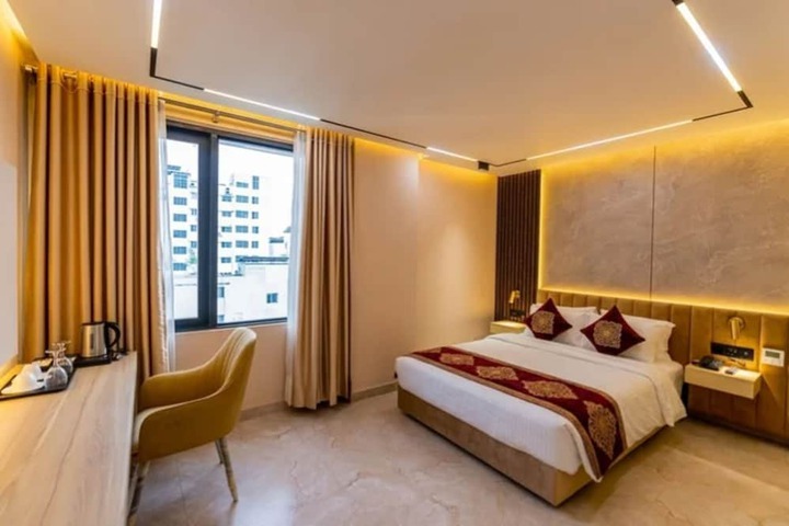 Room 54 of 71