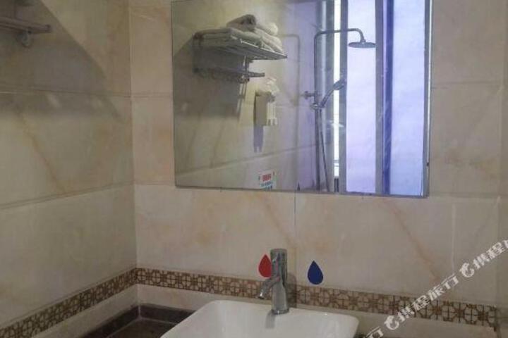 Jiarui Business Hotel