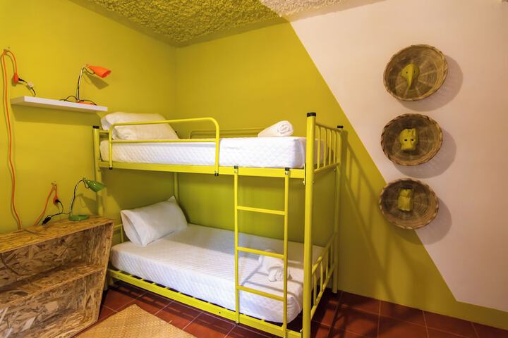 Room 22 of 59