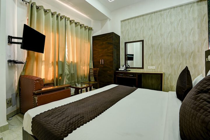 Room 27 of 130