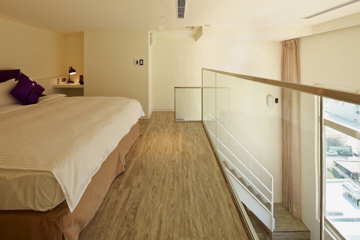 Room 48 of 160