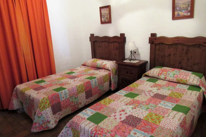 Room 3 of 19
