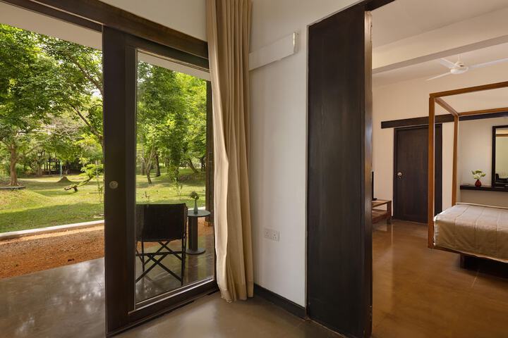 Room 7 of 52