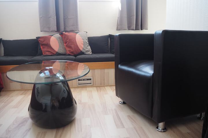 Room 4 of 31
