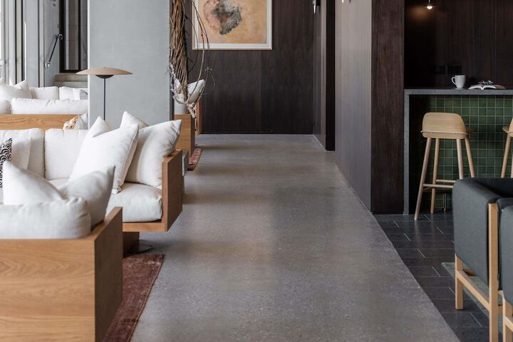 Hotel 76 of 82