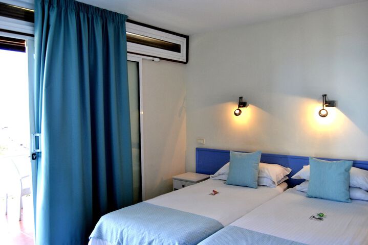 Room 19 of 108