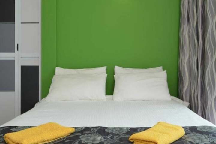 Room 5 of 21