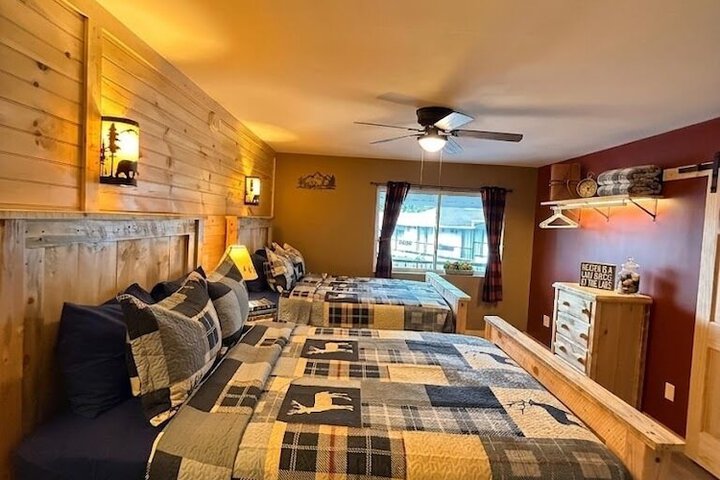 Room 6 of 20