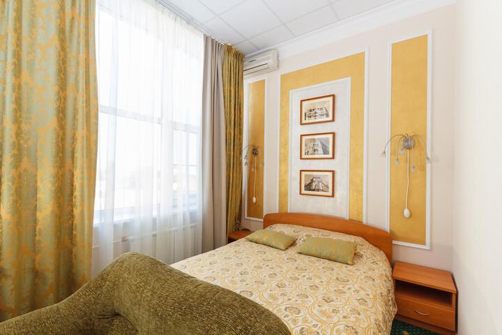 Room 18 of 43