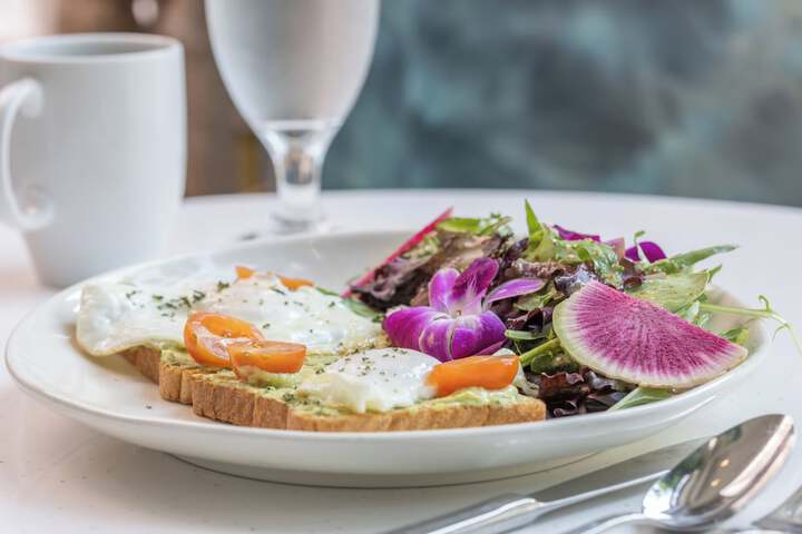 Breakfast/Coffee Service 36 of 45