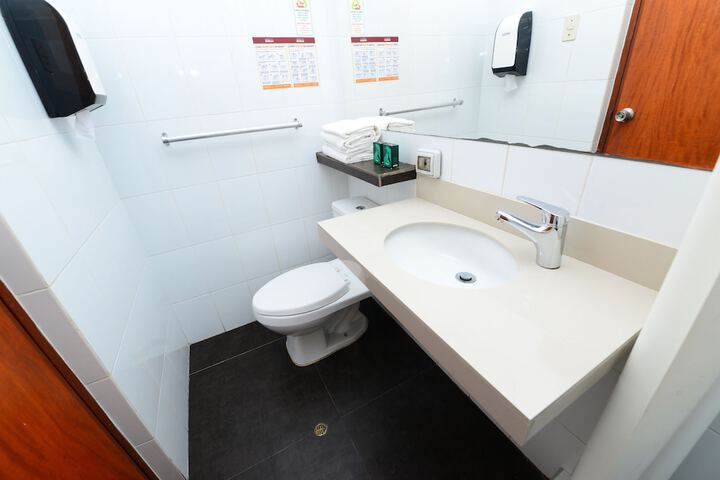 Clean Restrooms