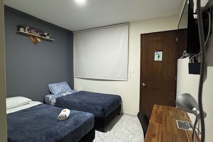 Room 32 of 58
