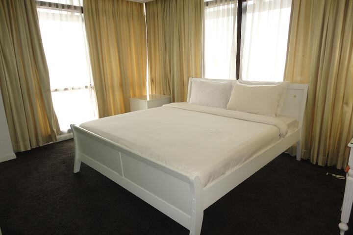 Room 5 of 71