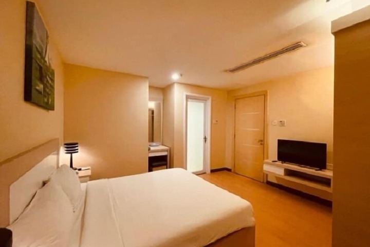Room 22 of 56