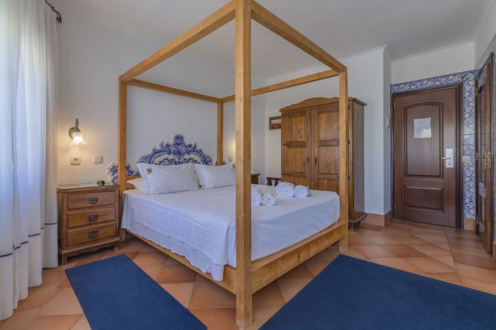 Room 29 of 133