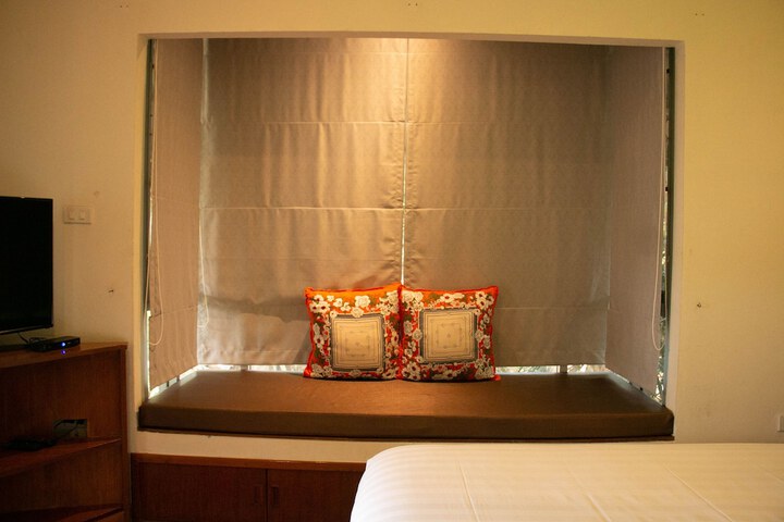 Room 19 of 108