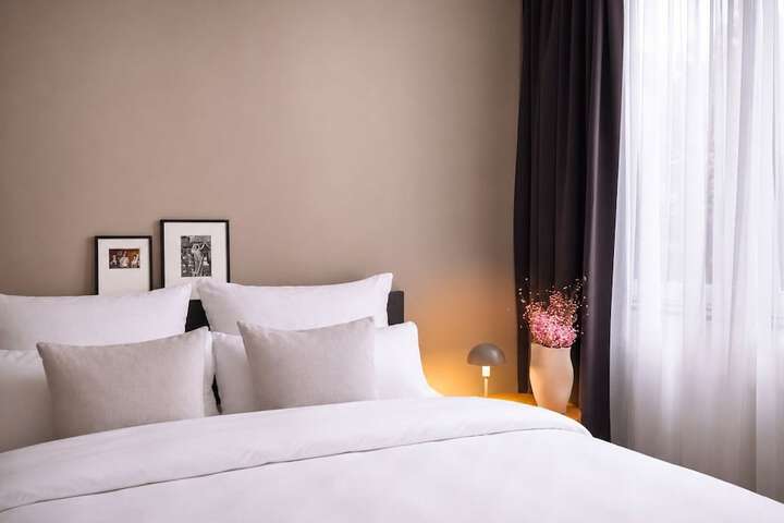 Room 5 of 26