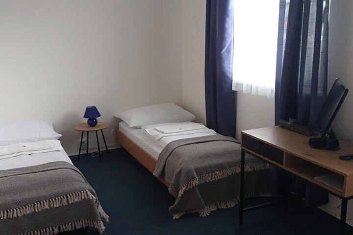 Room 22 of 49