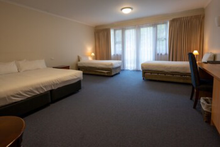 Room 37 of 210